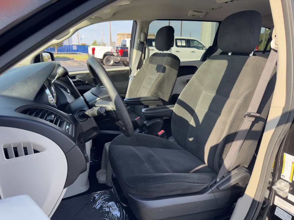 2016 Dodge Grand Caravan Image 21