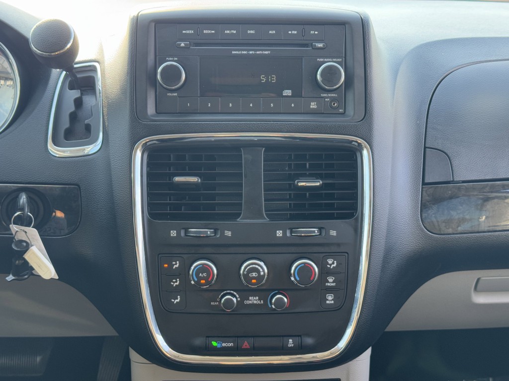 2016 Dodge Grand Caravan Image 26