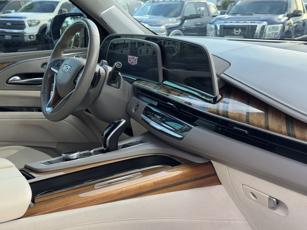 2021 Cadillac Escalade Image 13