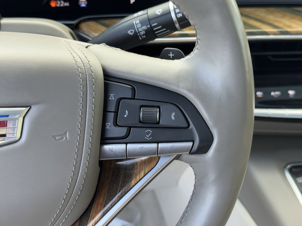 2021 Cadillac Escalade Image 17