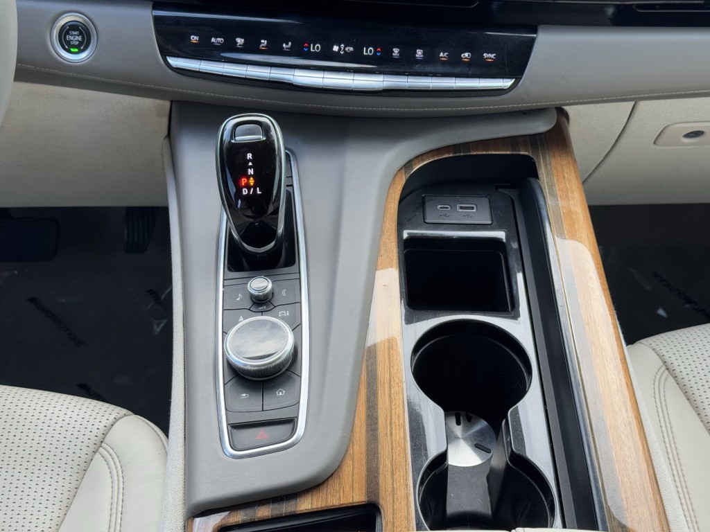 2021 Cadillac Escalade Image 20