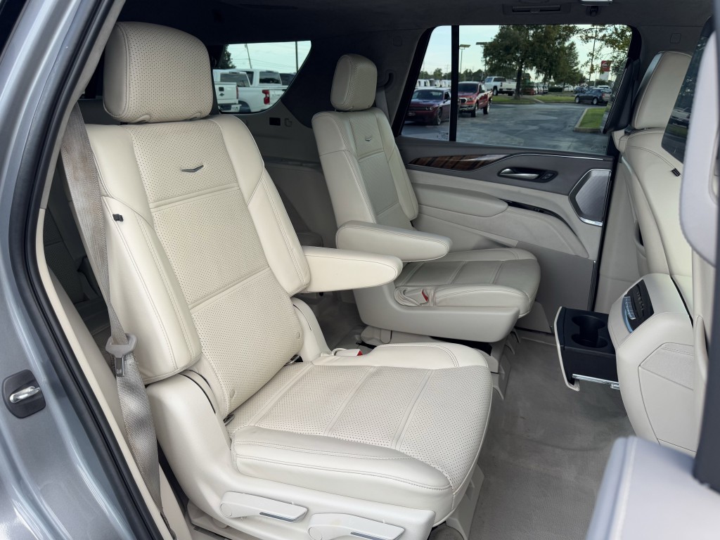 2021 Cadillac Escalade Image 28