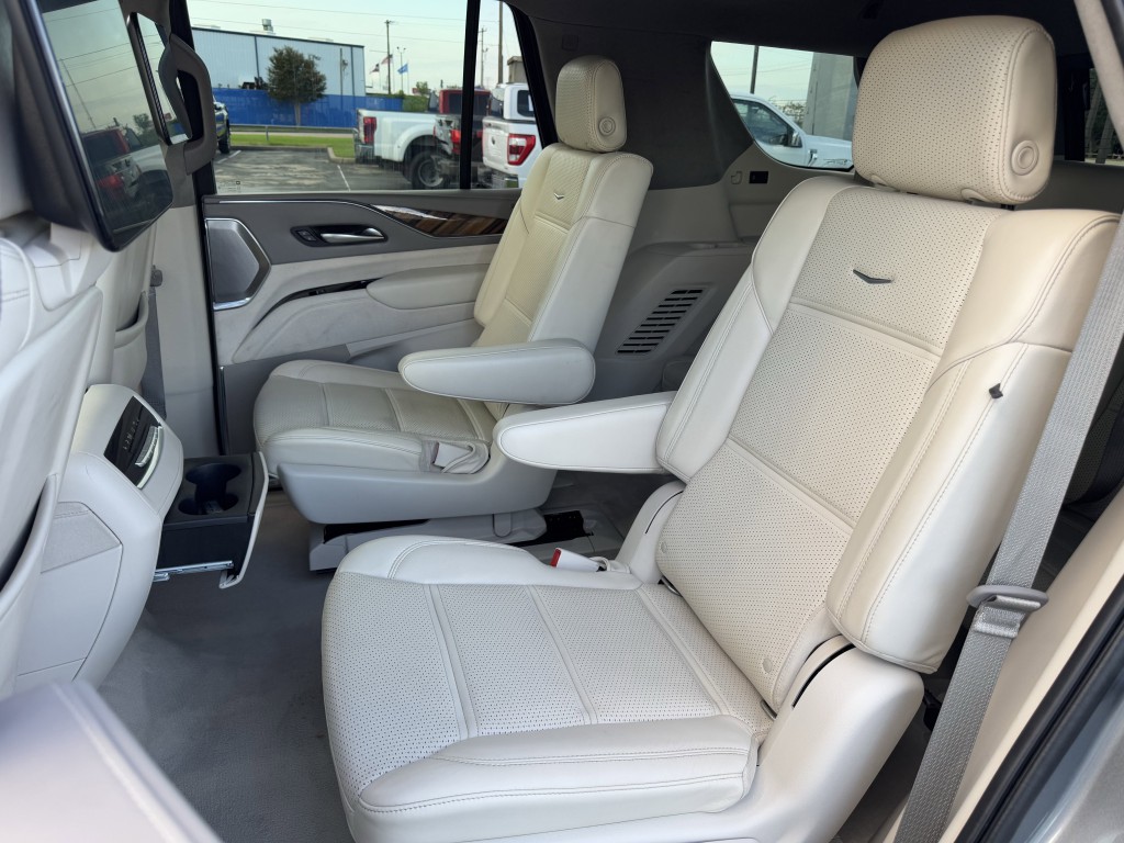 2021 Cadillac Escalade Image 29