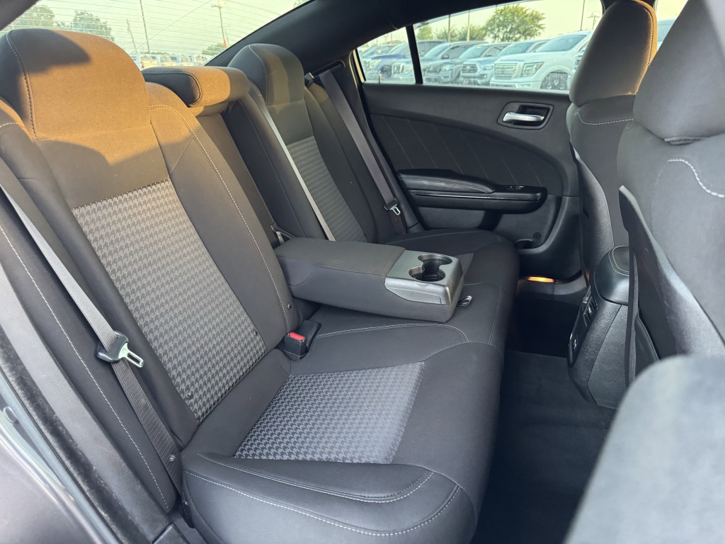 2021 Dodge Charger Image 24
