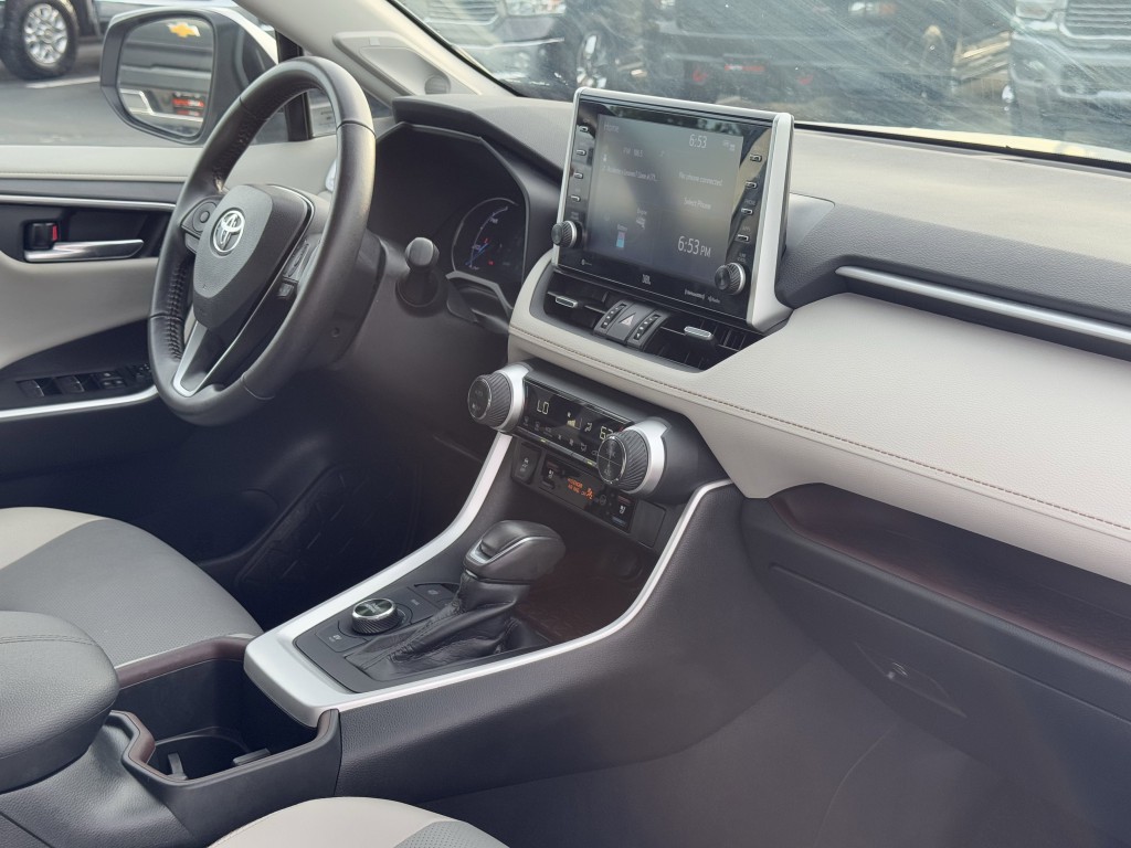 2022 Toyota Rav4 Image 13