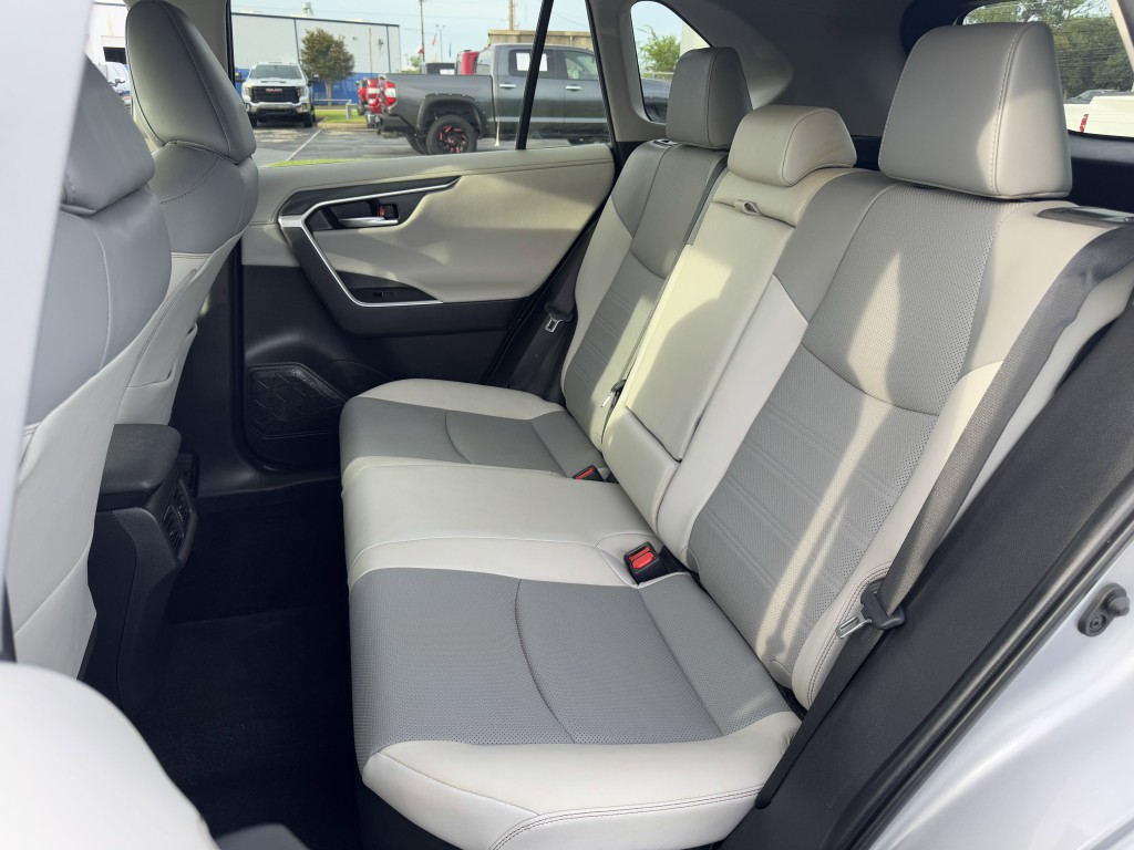 2022 Toyota Rav4 Image 27