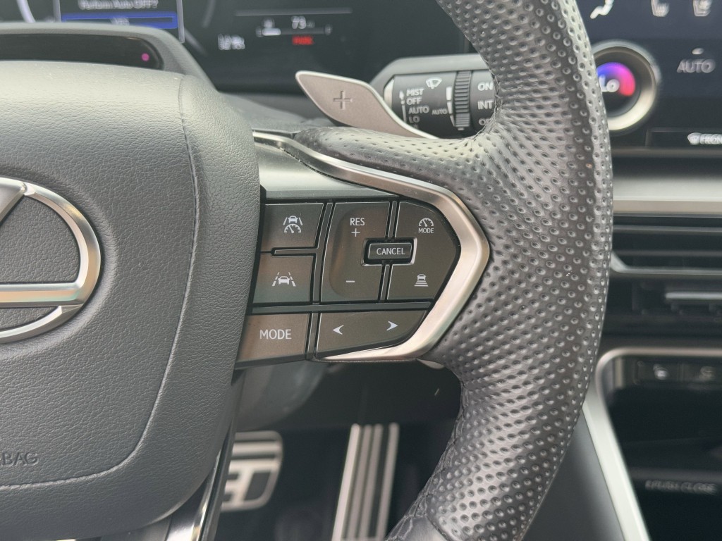 2024 Lexus TX Image 17