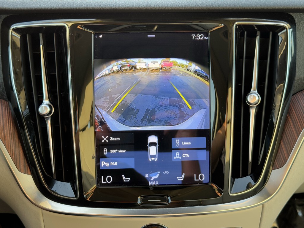 2022 Volvo S60 Image 20