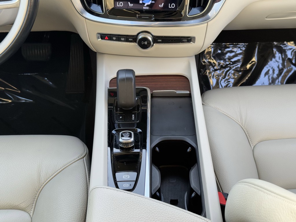 2022 Volvo S60 Image 21