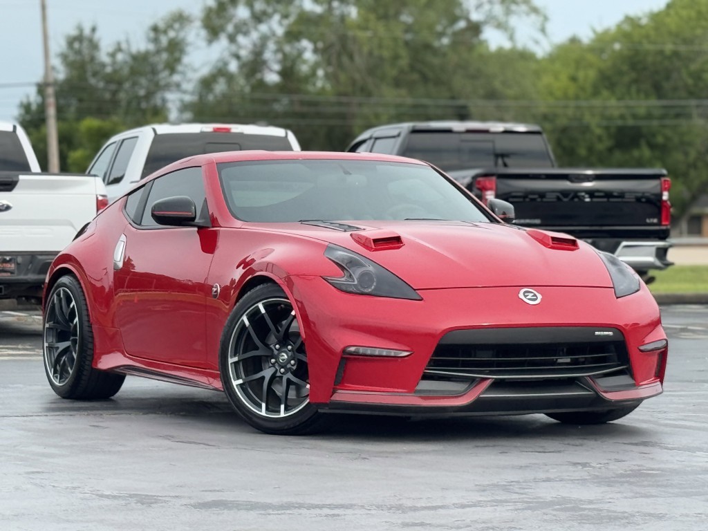2016 Nissan 370Z Image 3