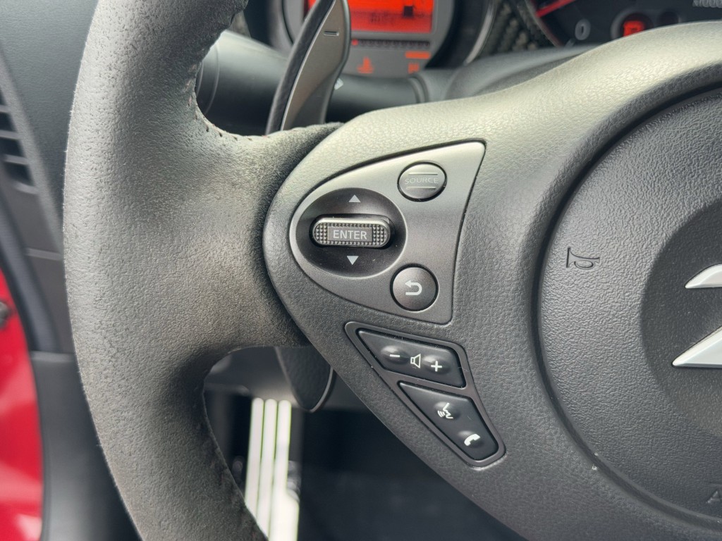 2016 Nissan 370Z Image 16
