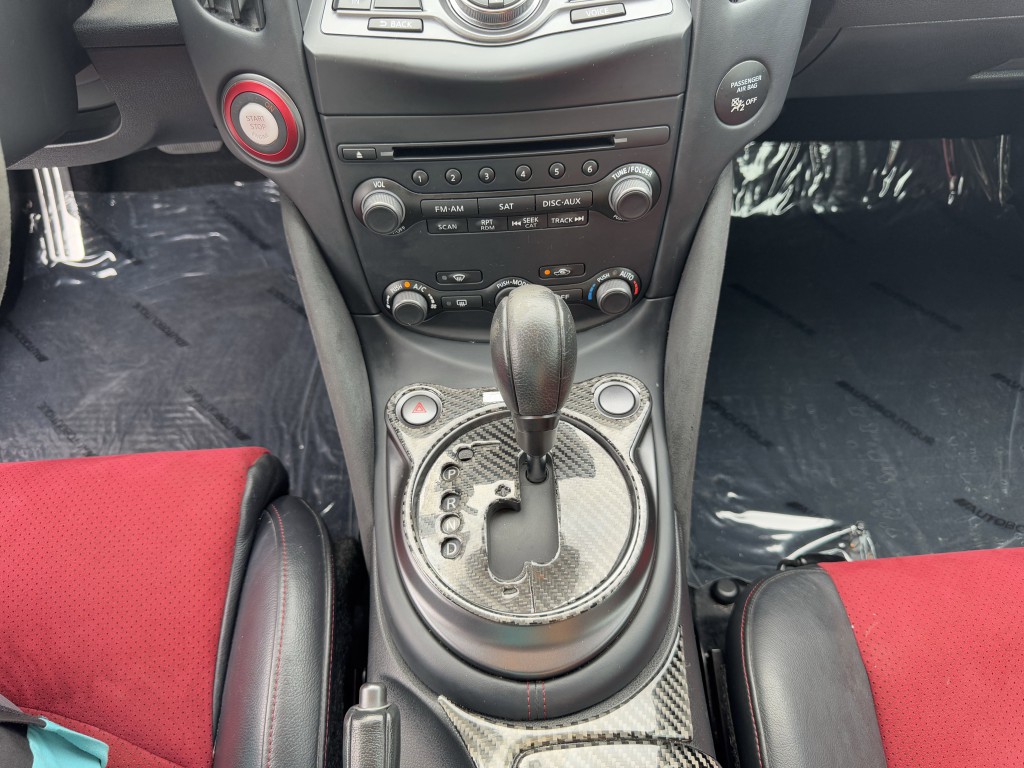2016 Nissan 370Z Image 20