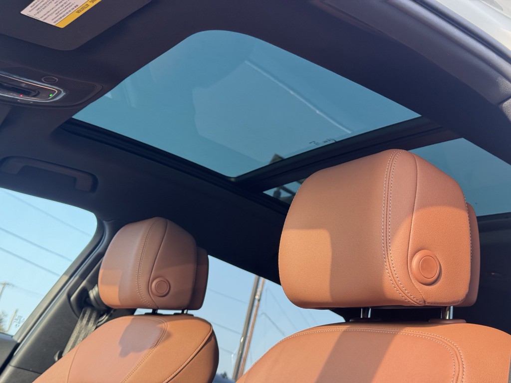 2024 Audi Q8 e-tron Image 31