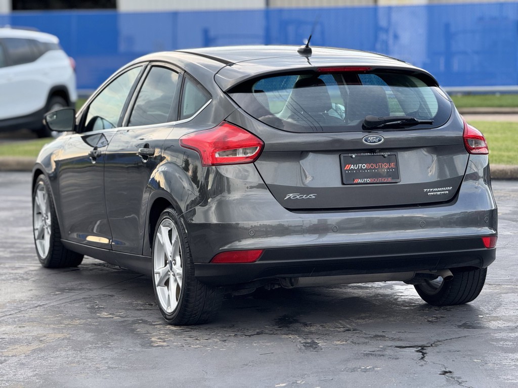 2015 Ford Focus Image 9