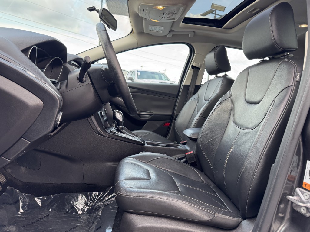 2015 Ford Focus Image 22