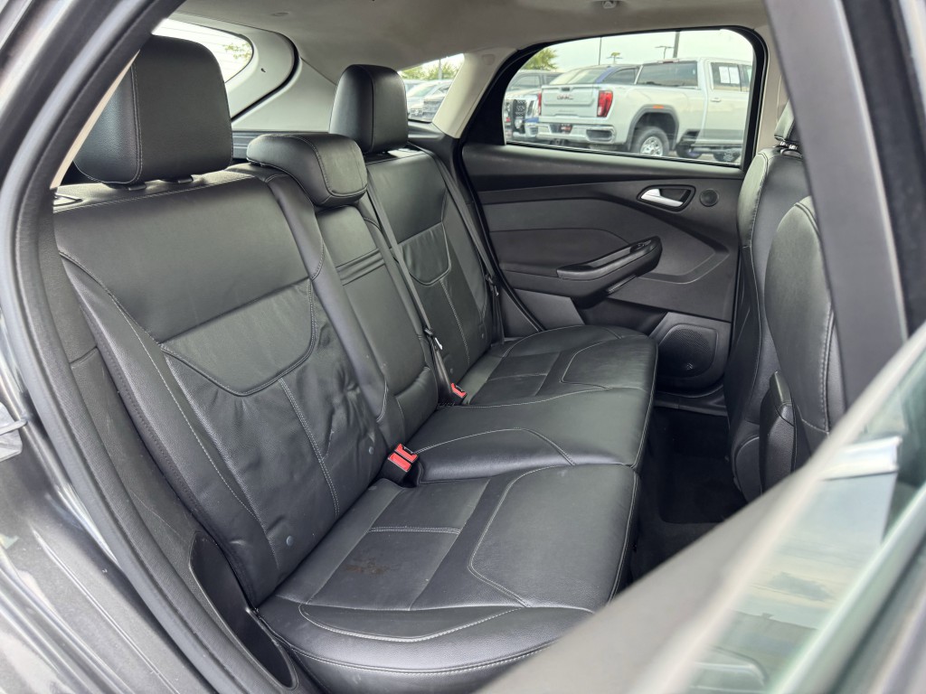 2015 Ford Focus Image 24