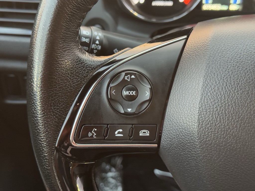 2022 Mitsubishi Outlander Image 16