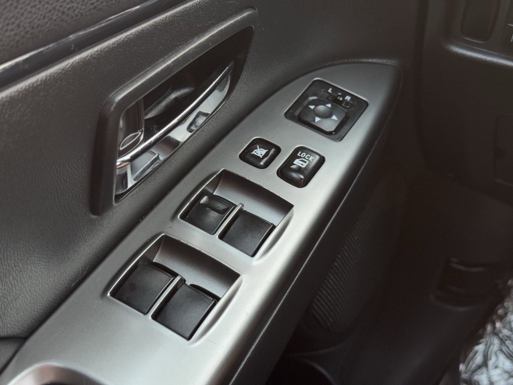 2022 Mitsubishi Outlander Image 22
