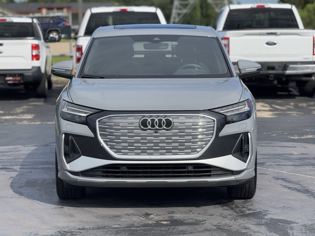 2025 Audi Q4 e-tron Sportback Image 5