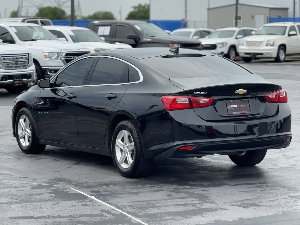 2023 Chevrolet Malibu Image 9