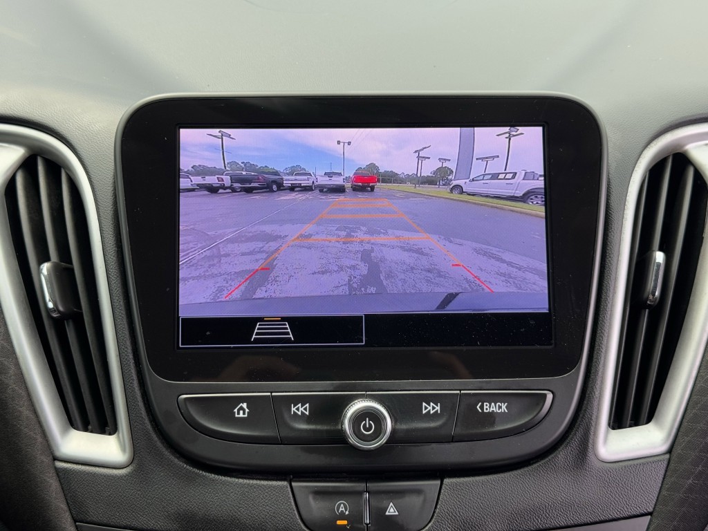 2023 Chevrolet Malibu Image 20