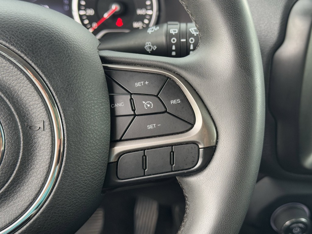 2022 Jeep Renegade Image 14