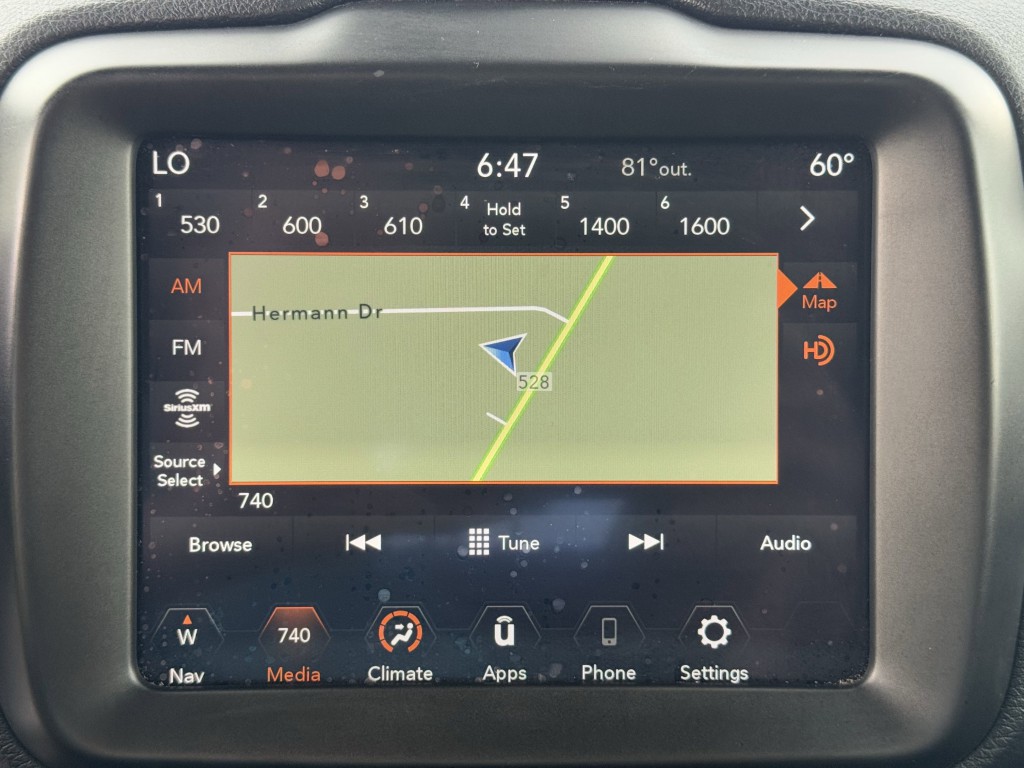 2022 Jeep Renegade Image 17