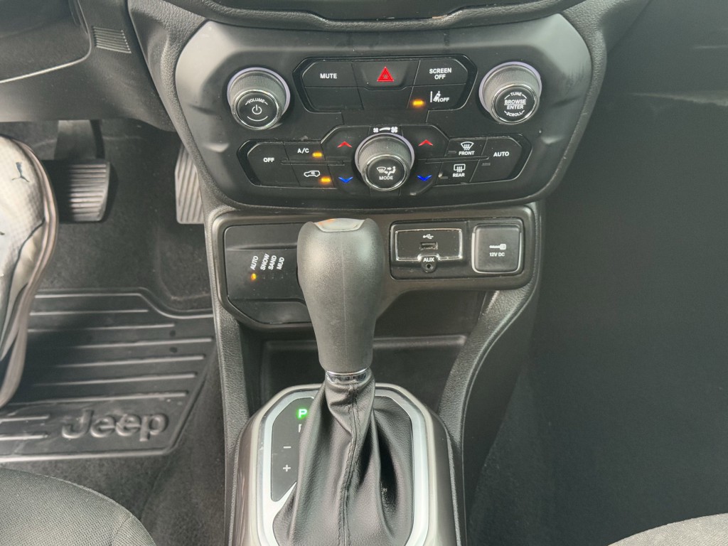 2022 Jeep Renegade Image 19