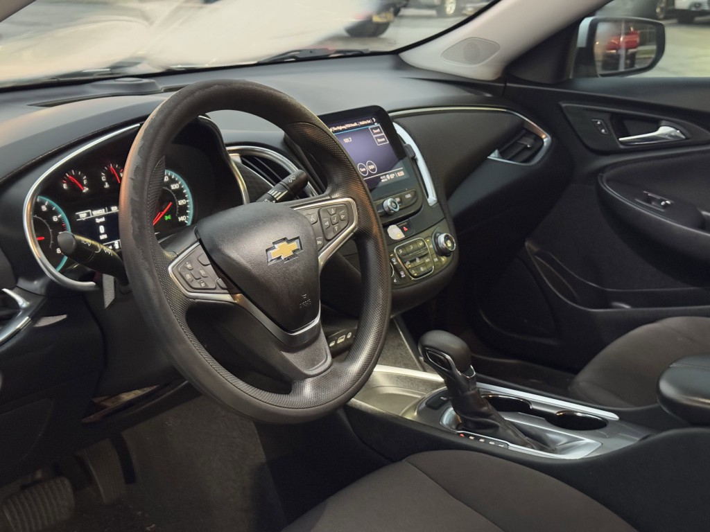 2021 Chevrolet Malibu Image 12