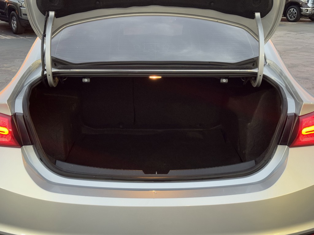 2021 Chevrolet Malibu Image 22