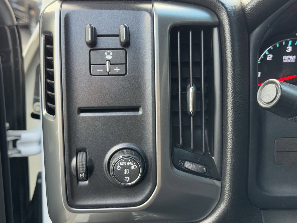 2018 Chevrolet Silverado 1500 Image 20