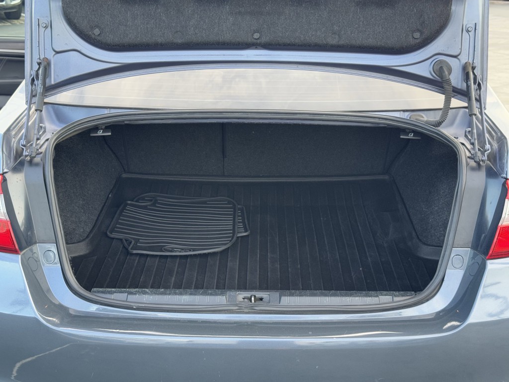 2018 Subaru Legacy Image 19