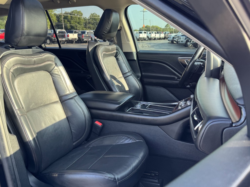 2021 Lincoln Aviator Image 26