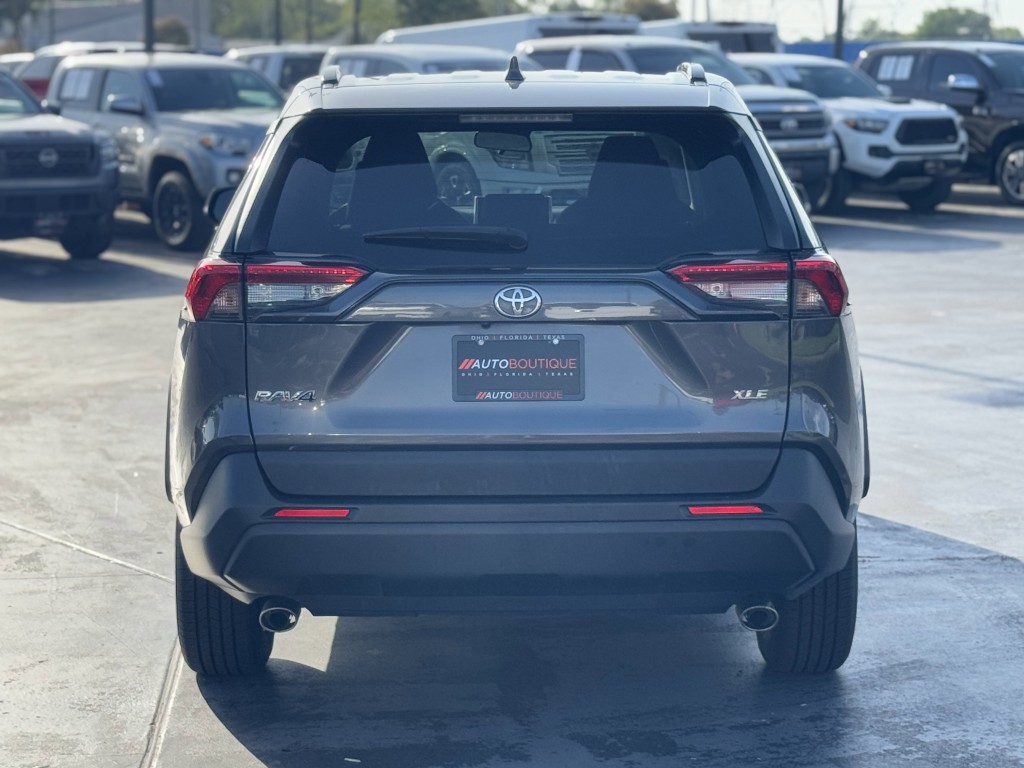 2024 Toyota Rav4 Image 6