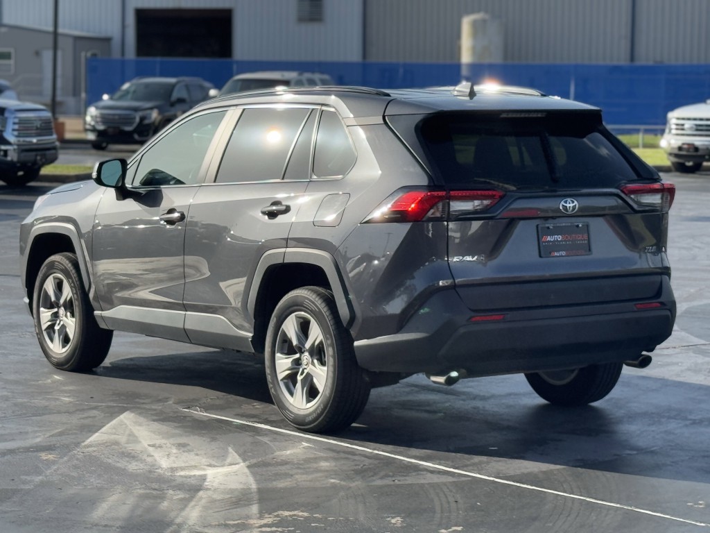 2024 Toyota Rav4 Image 10