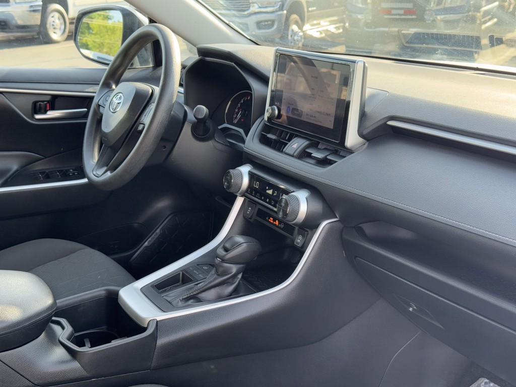 2024 Toyota Rav4 Image 13