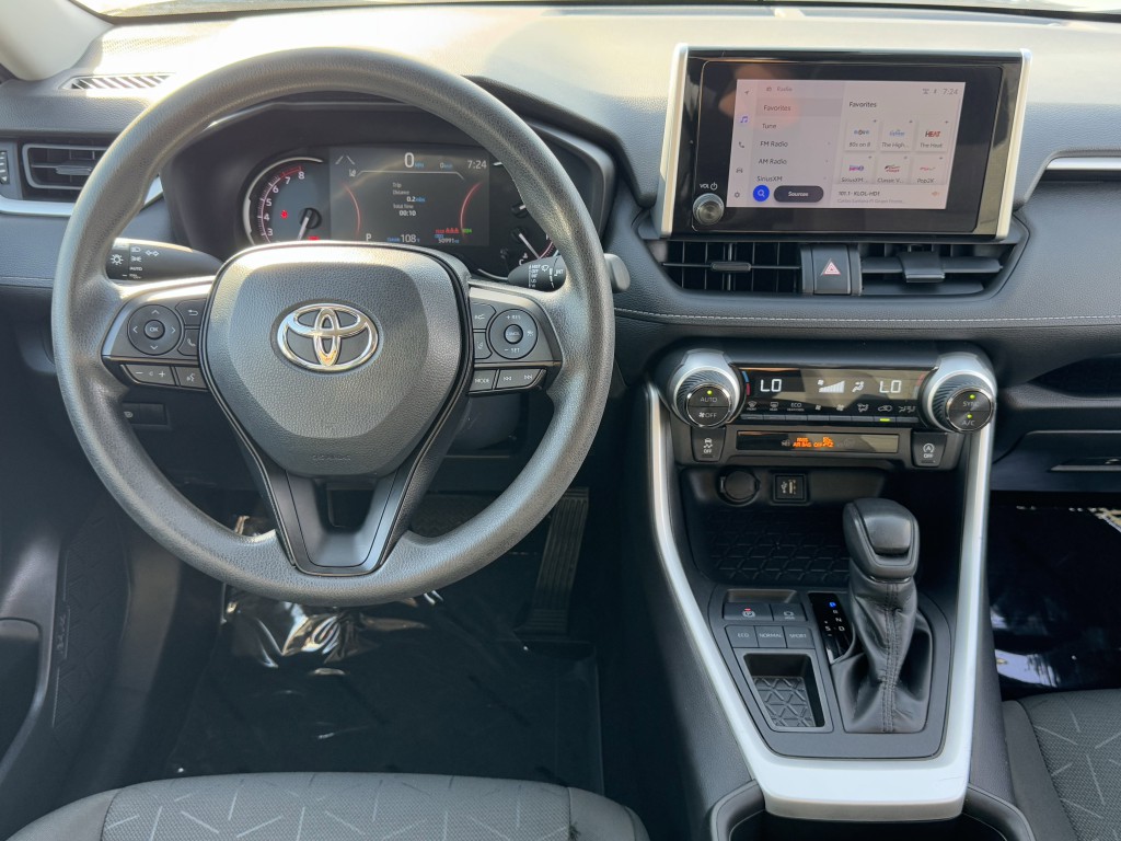 2024 Toyota Rav4 Image 14