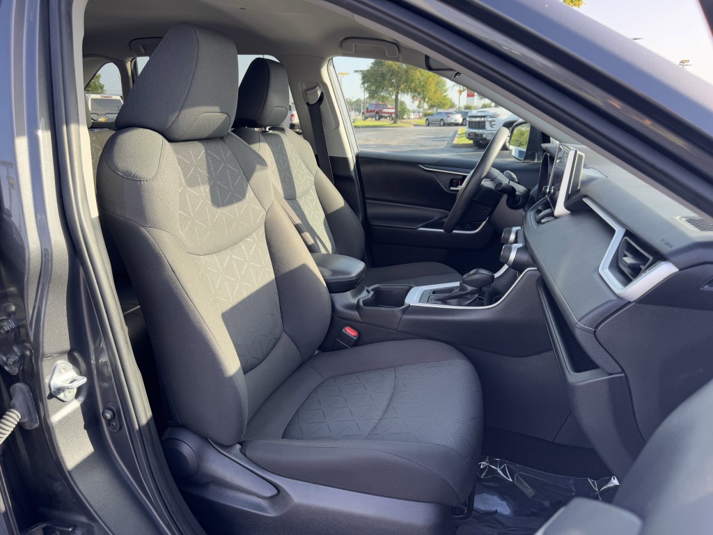 2024 Toyota Rav4 Image 25
