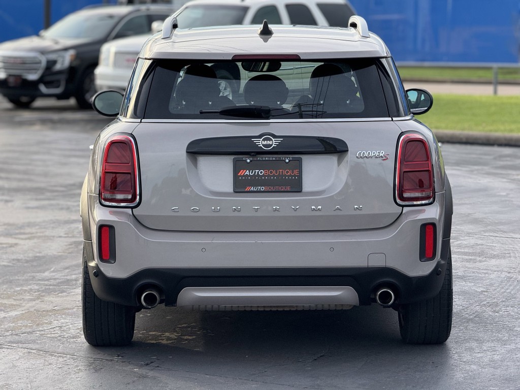 2024 MINI Countryman Image 8