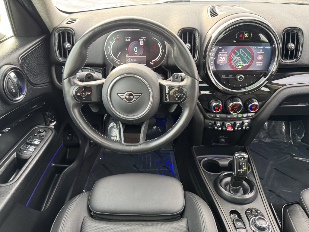 2024 MINI Countryman Image 14
