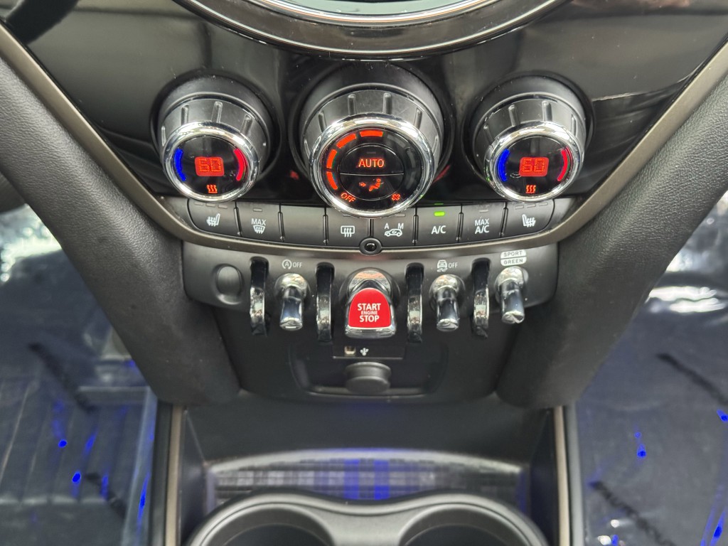 2024 MINI Countryman Image 22