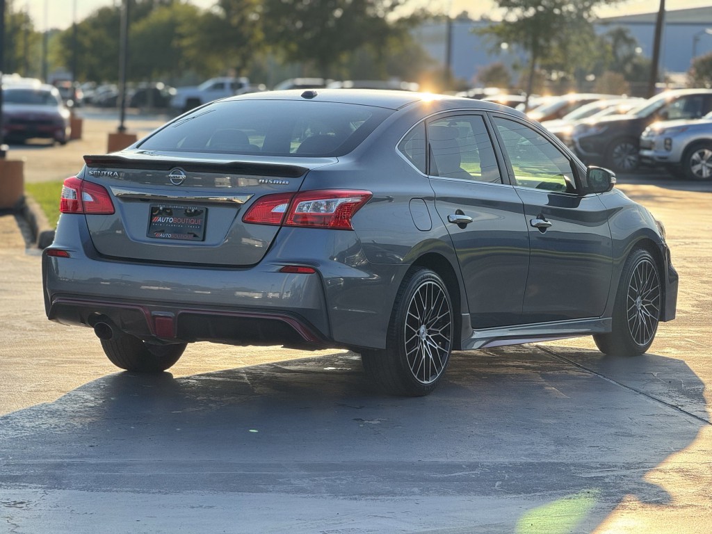 2017 Nissan Sentra Image 9