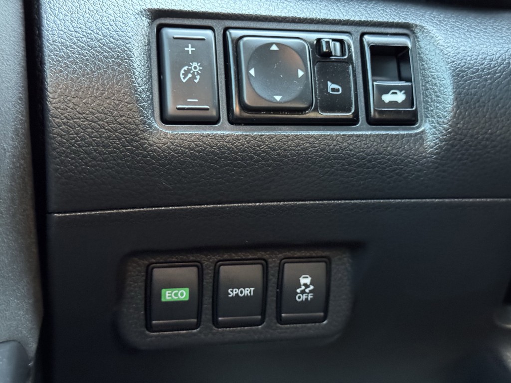 2017 Nissan Sentra Image 24