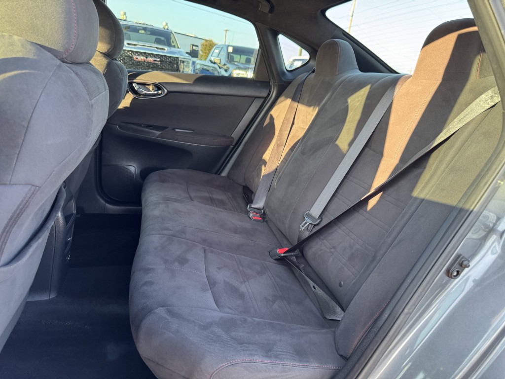 2017 Nissan Sentra Image 29