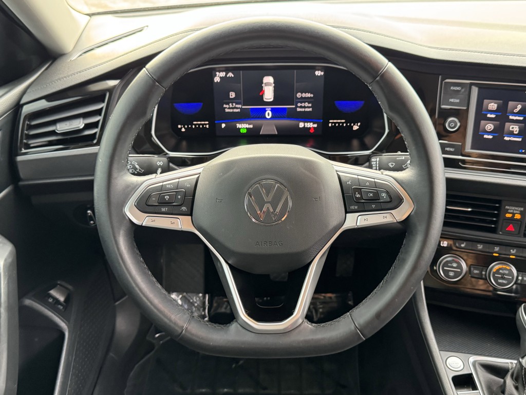 2022 Volkswagen Jetta Image 14
