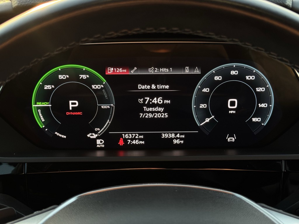 2024 Audi Q8 e-tron Sportback Image 21
