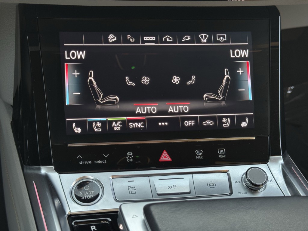 2024 Audi Q8 e-tron Sportback Image 26