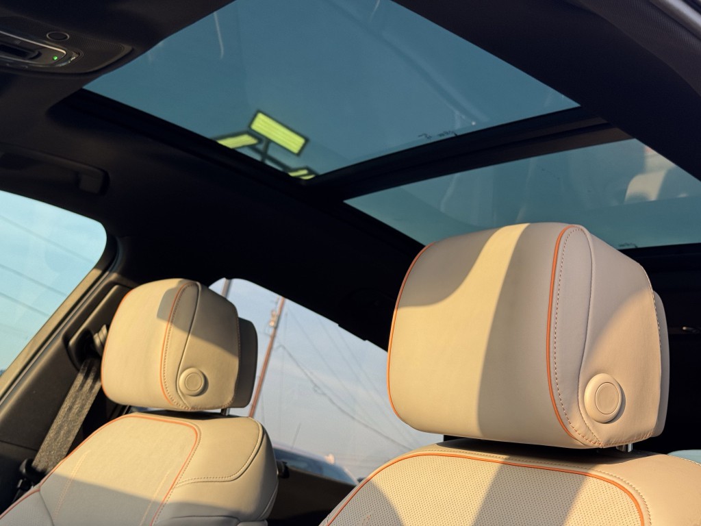 2024 Audi Q8 e-tron Sportback Image 32