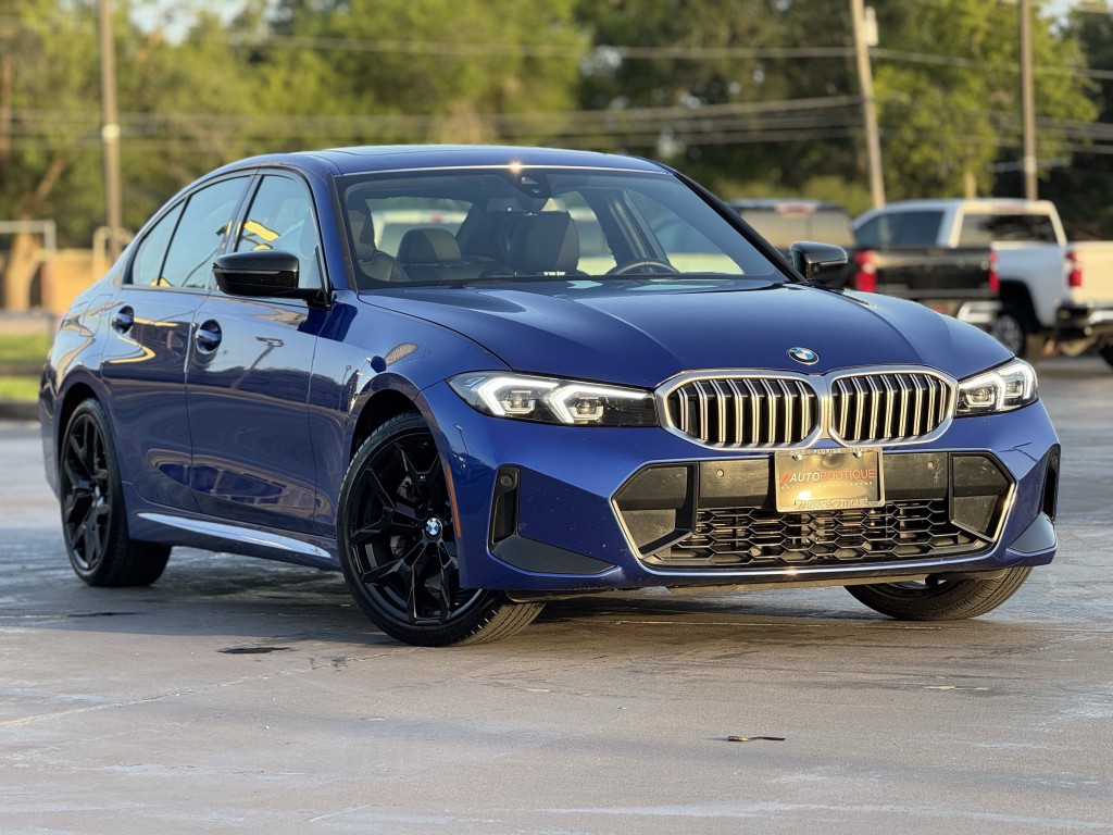 2025 BMW 3 Series Image 3