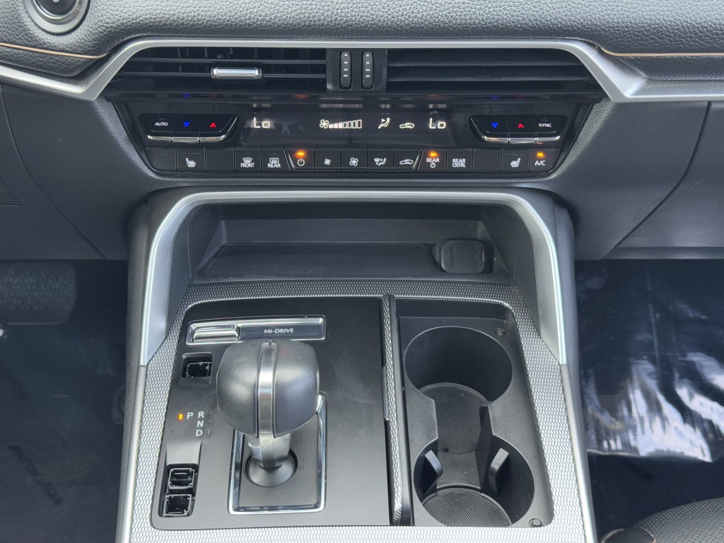 2024 Mazda CX-9 Image 21